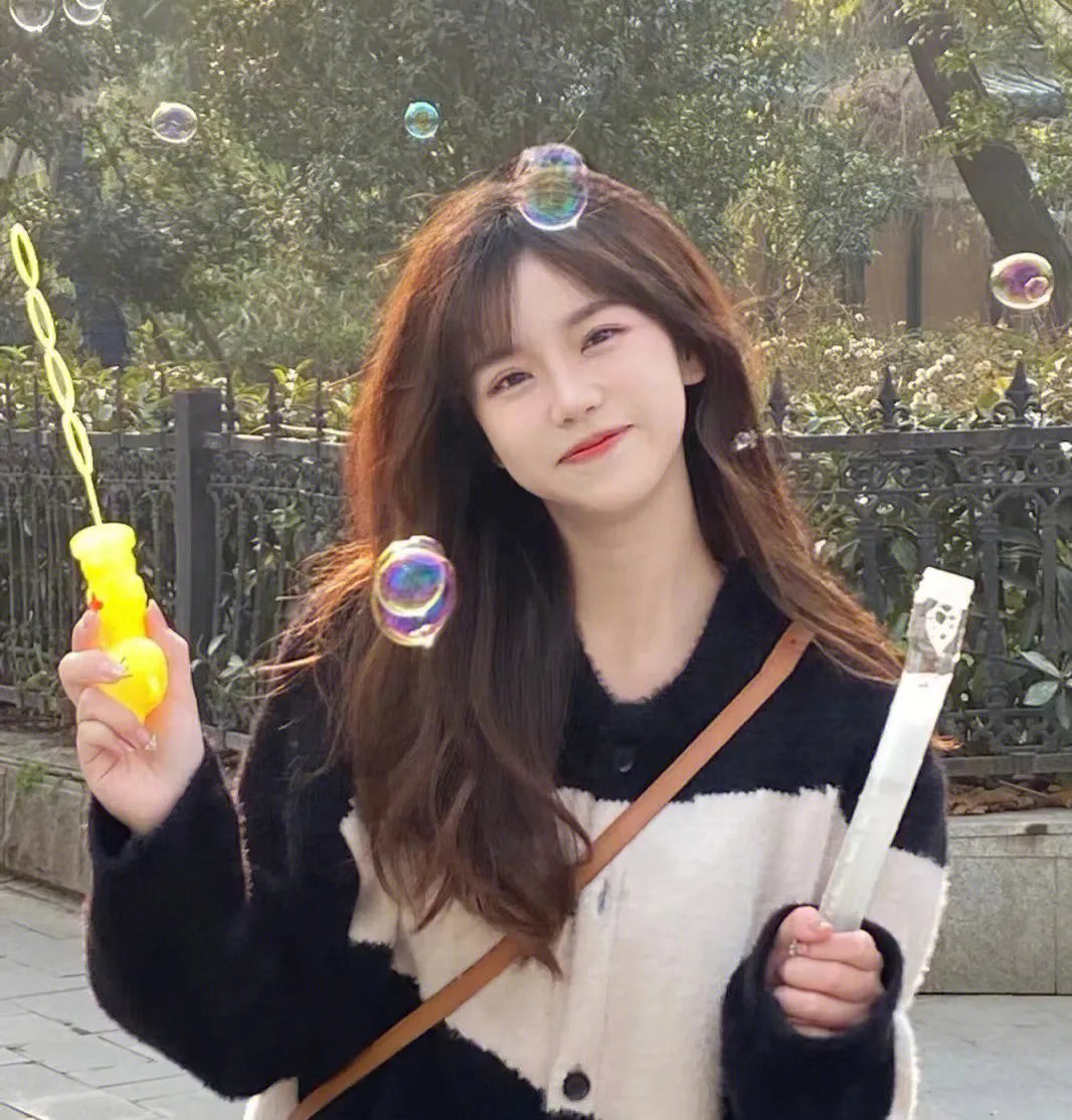 特蕾莎是一位母亲封面